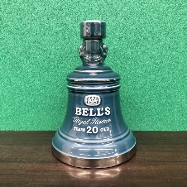 2023年3月20日<BR>BELL’S 20年<BR>ベル型陶器ボトル<BR>買取いたしました！