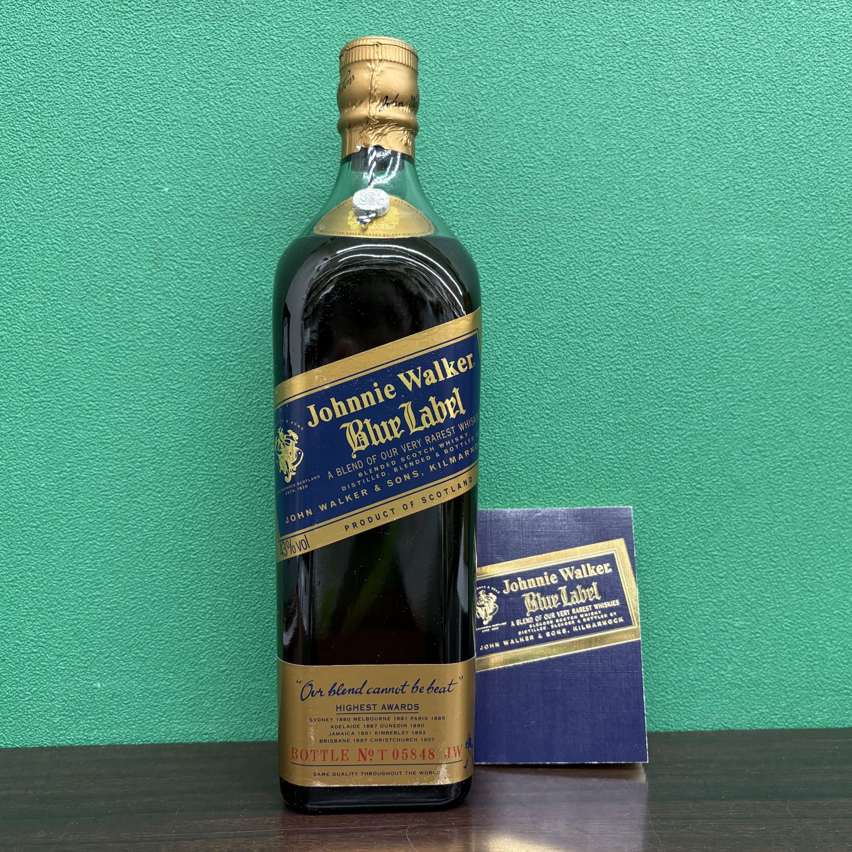 2025年10月25日<BR>ジョニーウォーカー<BR>ブルーラベル 90’s<BR>買取しました!