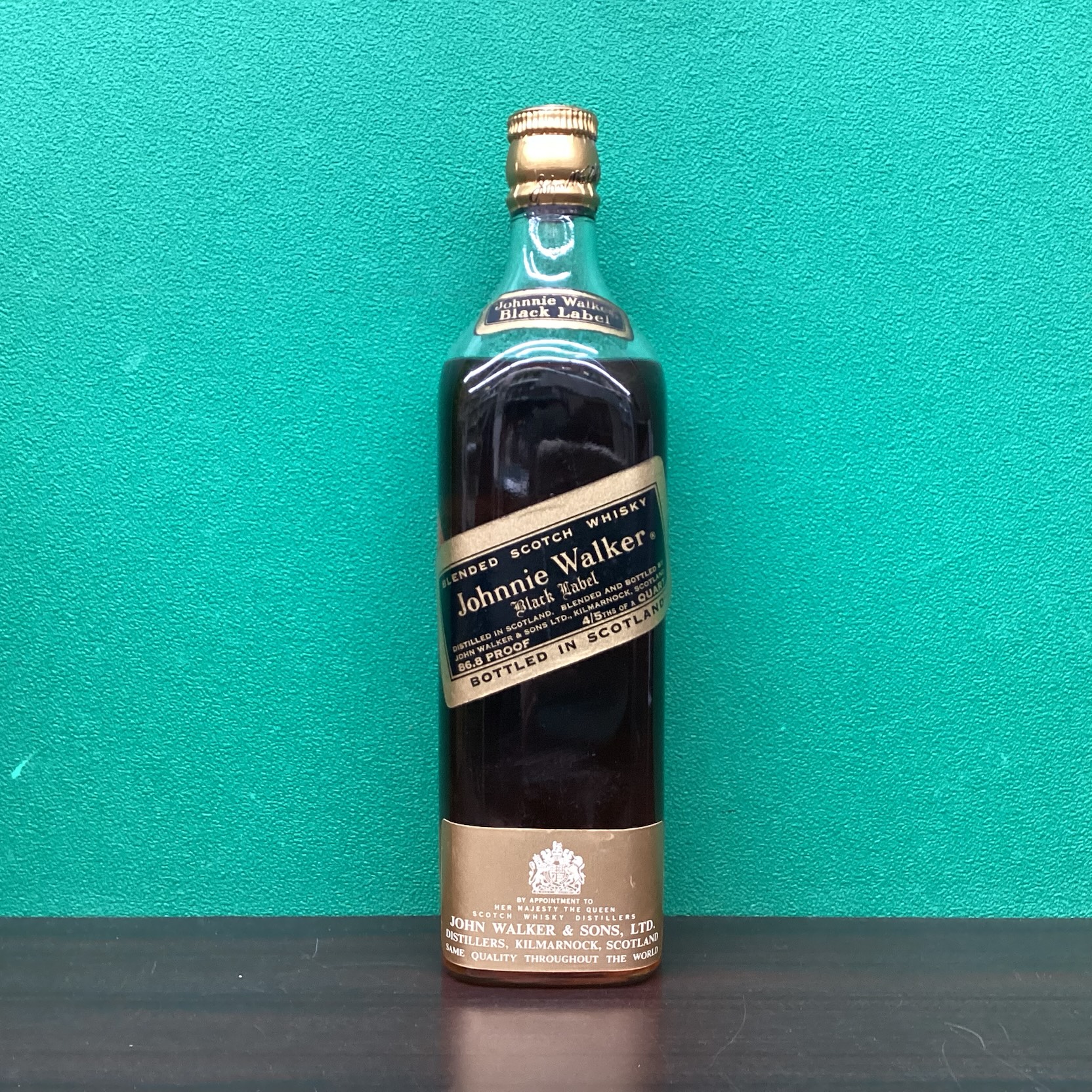 2025年12月17日<BR>ジョニーウォーカー<BR>ブラック コルクキャップ<BR>買取しました！